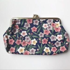 Vintage Floral Clutch/Cosmetic Bag